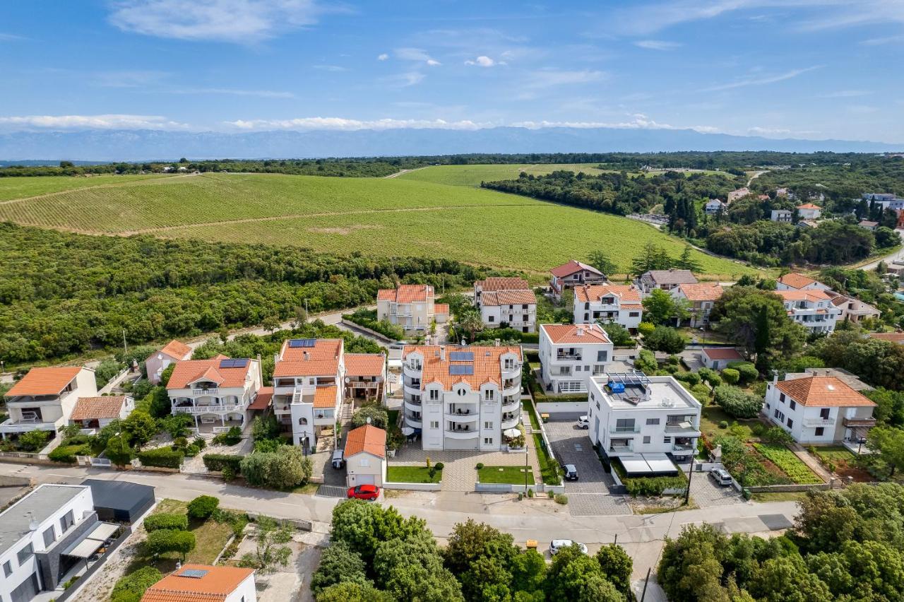 Villa Mirela Petrcane Luaran gambar