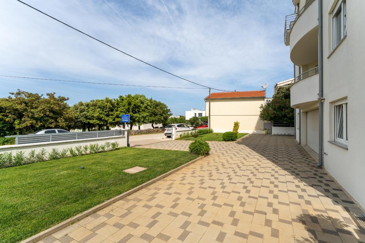 Villa Mirela Petrcane Luaran gambar